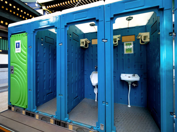 Porta potty delivery and setup in Larose, LA